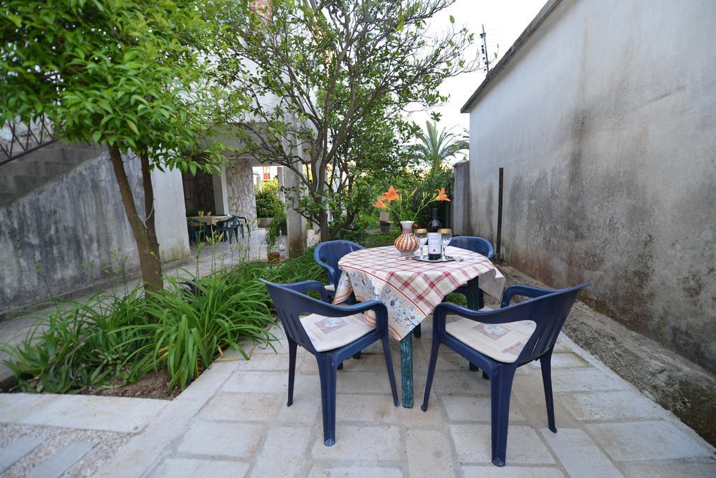 טיווט Apartments Simonovic מראה חיצוני תמונה